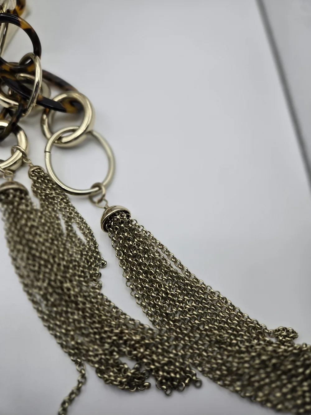 Chico's Long Tortoiseshell Gold Chain-Link Necklace Gold Tassels Bold Statement
